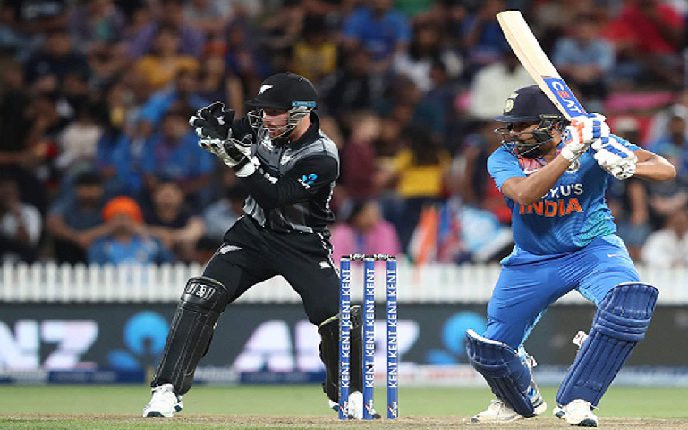 India gave 297 target to New Zealand